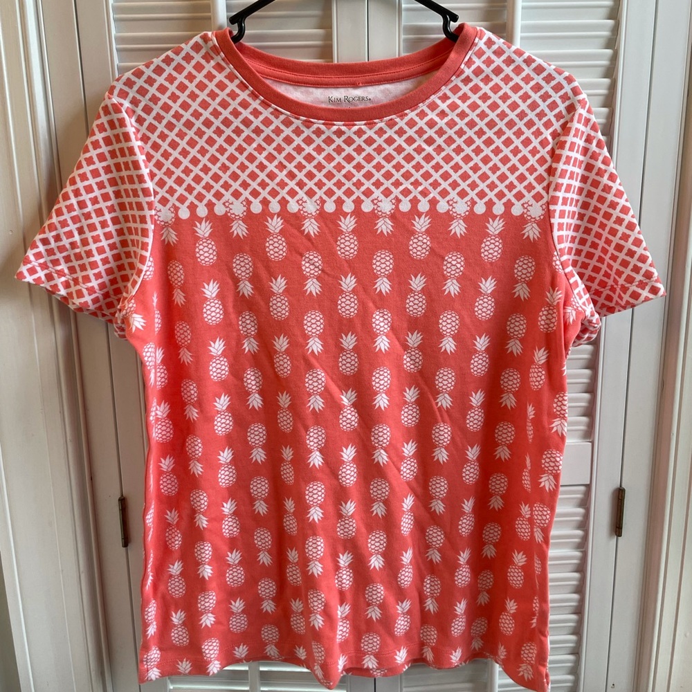 Pineapple Summer T-Shirt like new